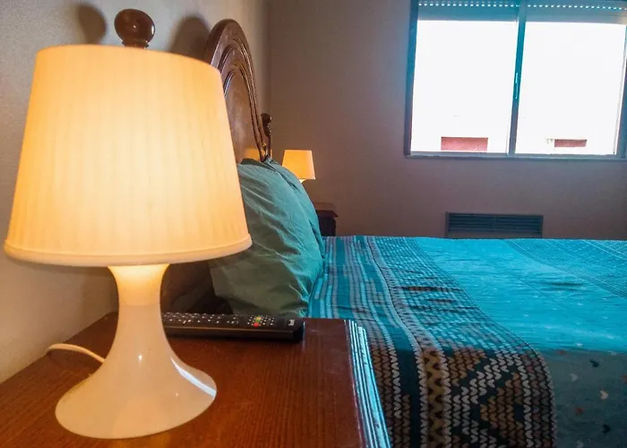 Enjoy Estacao - Charming Bedrooms In The Historic Center בית אירוח בראגה