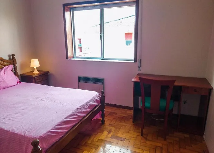 Enjoy Estacao - Charming Bedrooms In The Historic Center בית אירוח *