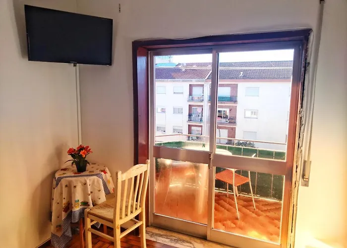 Enjoy Estacao - Charming Bedrooms In The Historic Center Kwatera prywatna